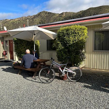 Roxburgh Motels エクステリア 写真